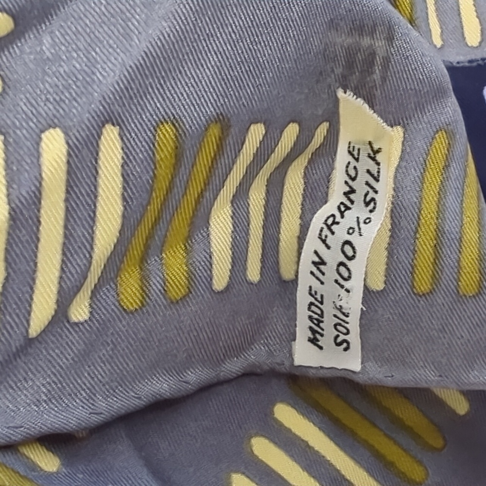 Yves Saint Laurent Gray and Gold Patterned Scarf 100% Silk - Picture 5 of 5